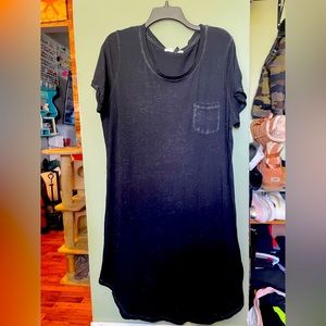 Coverup/shift dress with breast pocket
